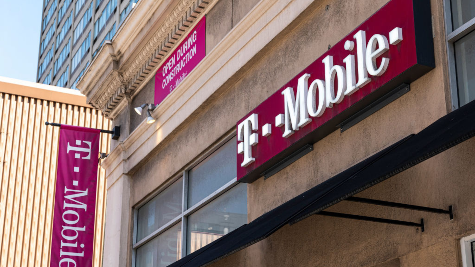 5 Places to Buy the Latest Samsung Phones